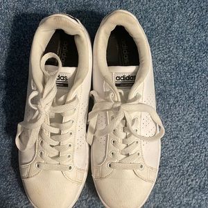 Adidas cloudfoam low top size 8